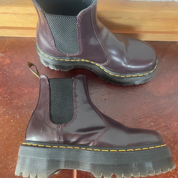 Dr Martens 2976 Burgundy Leather Quad Platform Chelsea Boots - Picture 7 of 7
